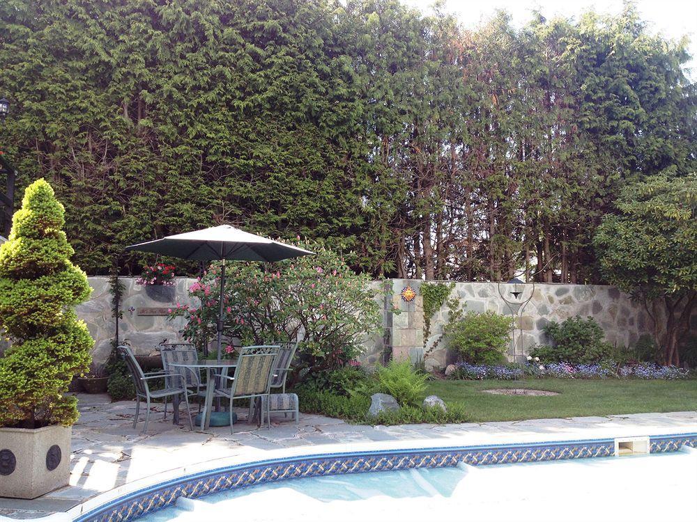 ריצ'מונד The Stone Hedge Bed And Breakfast מראה חיצוני תמונה