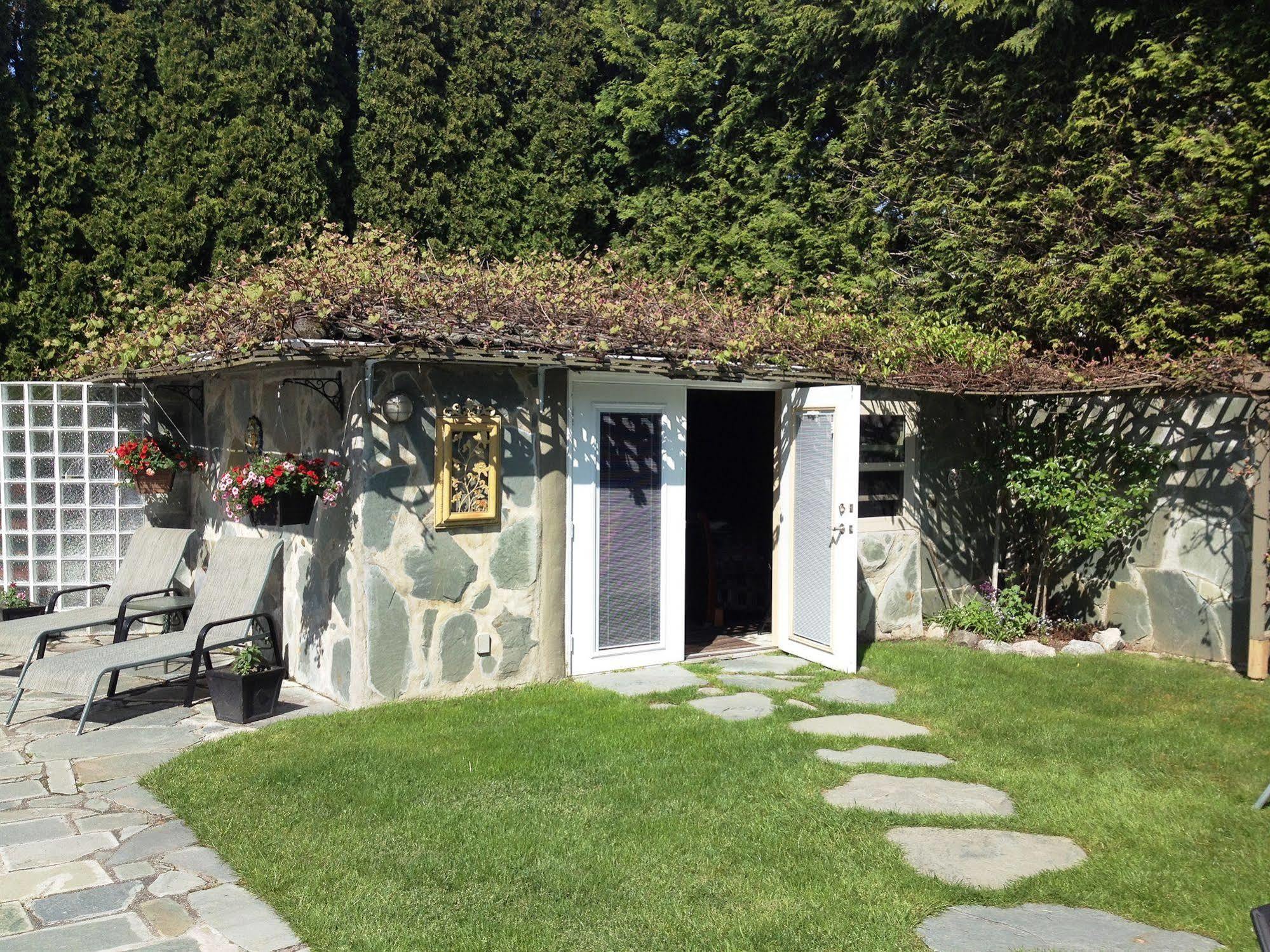 ריצ'מונד The Stone Hedge Bed And Breakfast מראה חיצוני תמונה
