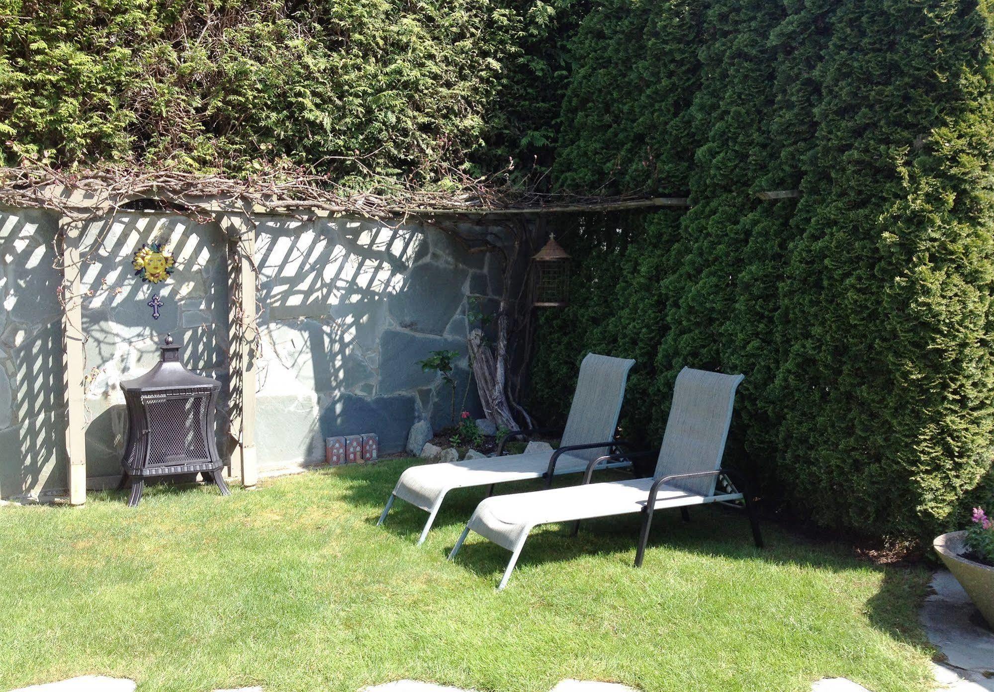 ריצ'מונד The Stone Hedge Bed And Breakfast מראה חיצוני תמונה